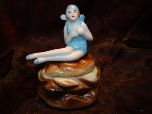Boite bijoux figurine - figurine, poudrier