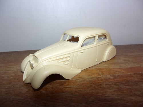 Carrosserie issu un kit - issu,