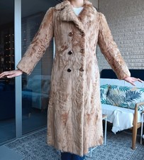 Manteau en fourrure pour femme