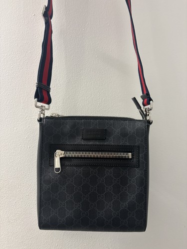Gucci supreme monogram web - gucci, gg