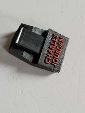 Petit présentoir porte   pour Bague la marque  CHARLES JOURDAN