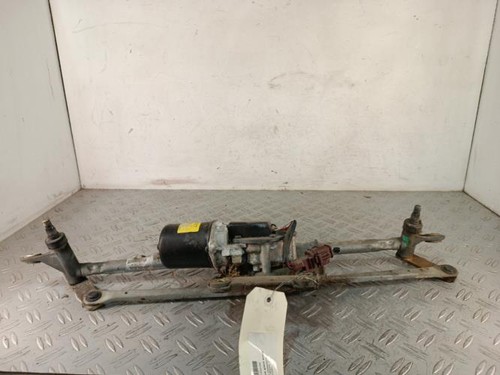 Moteur essuie glace avant