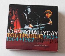 Johnny Hallyday , tout public