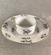 BEAU ET RARE BEURRIER EN PORCELAINE DE PARIS RUE DE THIROUX FABRIQUE DE LA REINE