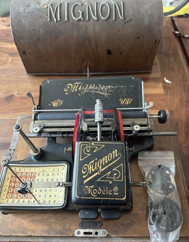 Mignon modèle machine à - machine,