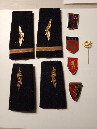 Lot insignes armée - de, l'air