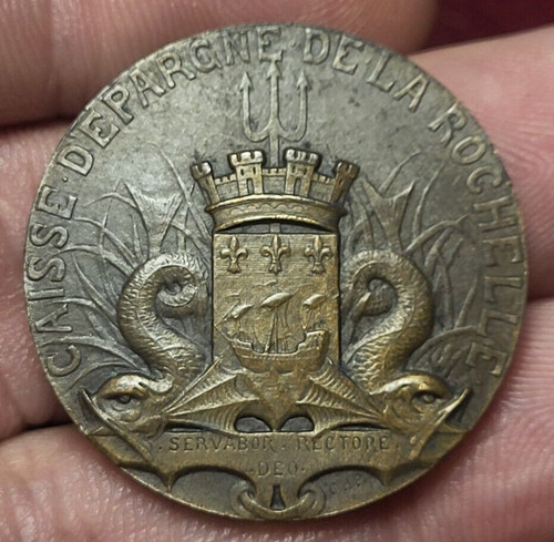 Caisse d epargne la - ~, d'epargne