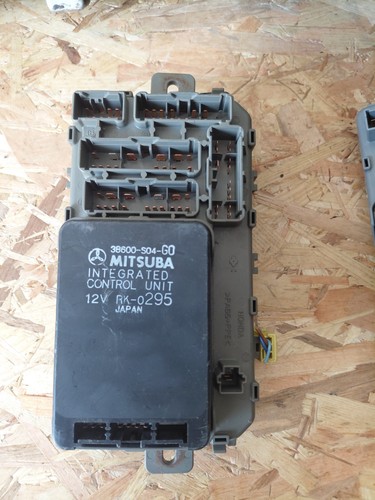 Boite fusibles honda civic - boite,