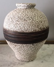 Vases Blanc Et Marron H 22 Cm Voir Photos