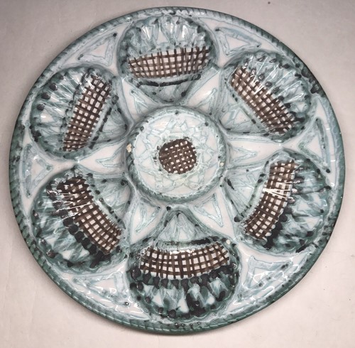 Rare assiette huîtres p - À,