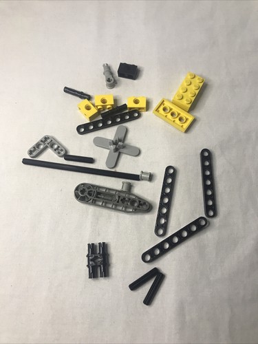 Lego technic lot - lego, pièces