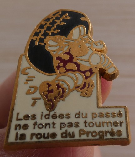 Pin pneu voiture - pneu,