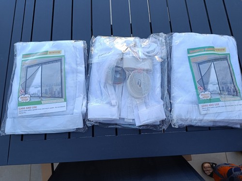 Rideaux blancs anti - 3,