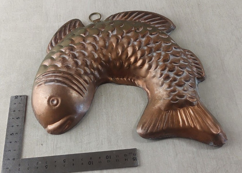 Ancien moule poisson - , en