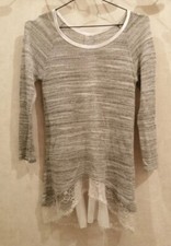 Pull gris et blanc fin dos