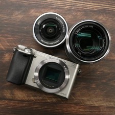 Sony a6000 ILCE-6000Y w/ 16-50mm 55-210mm Shuttercount 2391 [Excellent+5] #6569