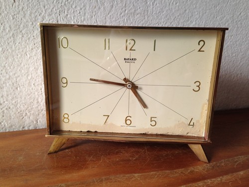 Ancien reveil pendulette - ,