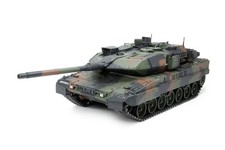 TAMIYA 56047 1:16 RC Leopard 2