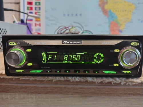 Pioneer deh p5800mp car stereo - pioneer,