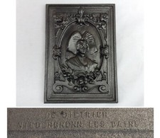 PLAQUE EN FONTE - DE DIETRICH - L'ALSACIENNE - POELE - ANCIEN - VINTAGE - DECO