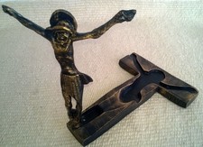 Croix debout Crucifix