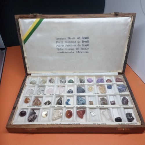 Coffret precious stones - precious, of