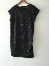 robe noire taille 38 a sequins