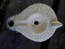 LAMPE A HUILE ROMAINE BEC A CANAL