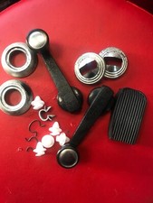 Fiat 126, 2 Kit  Manivelle avec agrafe et enjoliveur porte