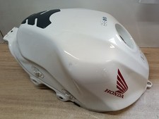 UN RESERVOIR ORIGINE MOTO