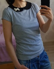 Haut t-shirt manches courte gris col Claudine noir à broche.34/36 Mademoiselle R