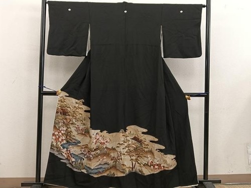 Kimono japonais noir tomesode