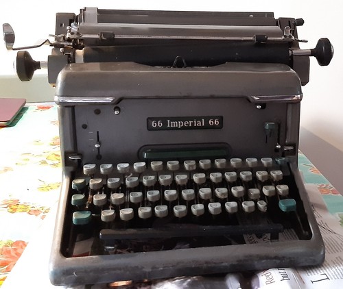 Machine ecrire vintage - machine,