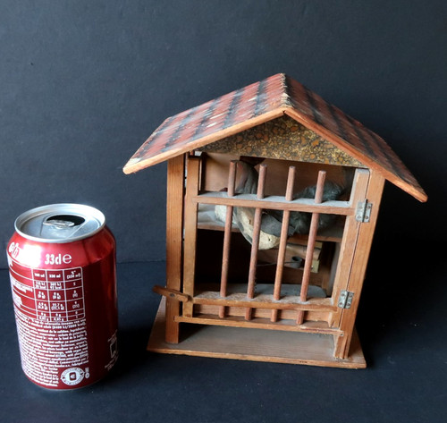 Grand jouet ancien poulailler - grand,
