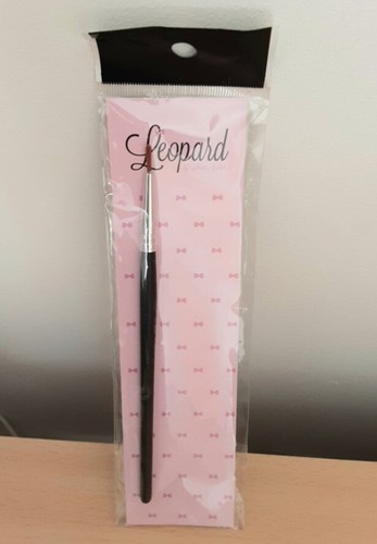 Pinceau fin maquillage - maquillage, neuf