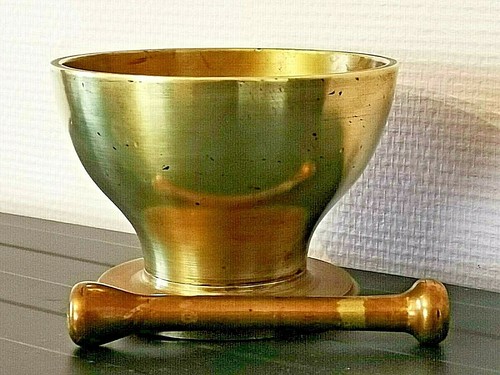 Ancien gros mortier pillon - , +