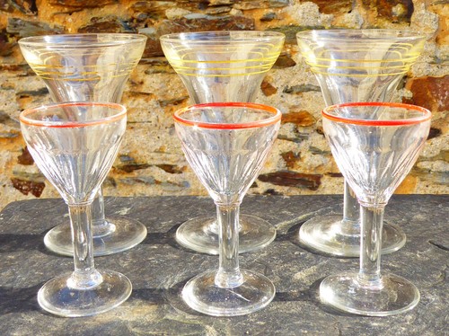 Verres pied anciens - verres, à