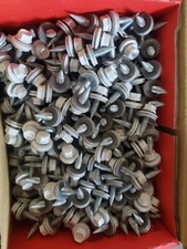 500 VIS AUTOPERCEUSES POUR