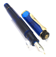 STYLO PLUME DE PRESTIGE DE LA MARQUE PELIKAN 12.5 CM PLUME B LARGE P249