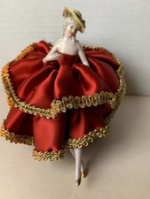ANCIENNE FIGURINE MARQUISE