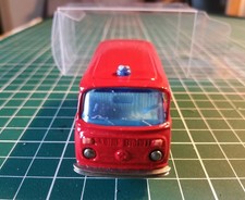 Majorette Combi Volkswagen Pompier N°244 Au 1/60 Avec Sa Boîte De Protection.