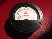 Voltmètre de tableau 500V