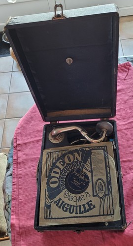 Phonographe gramaphone - gramaphone, a