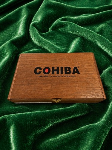 Vintage cohiba empty - vintage, wooden
