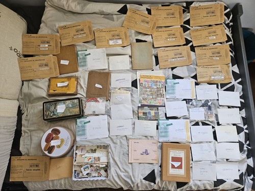 Grand lot timbres - lot,