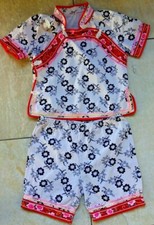 Pyjama ou jeu de rôle enfant