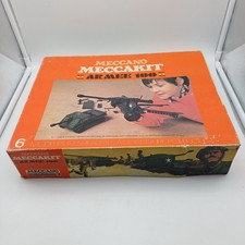 ANCIENNE GRANDE BOITE MECCANO MECCAKIT ARMEE 100
