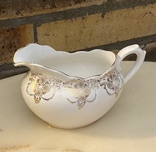 Pot à Lait -Porcelaine Royal