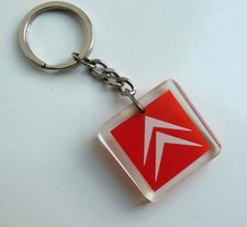 Ancien porte cle métal