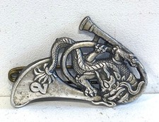 Médaille, broche, pucelle